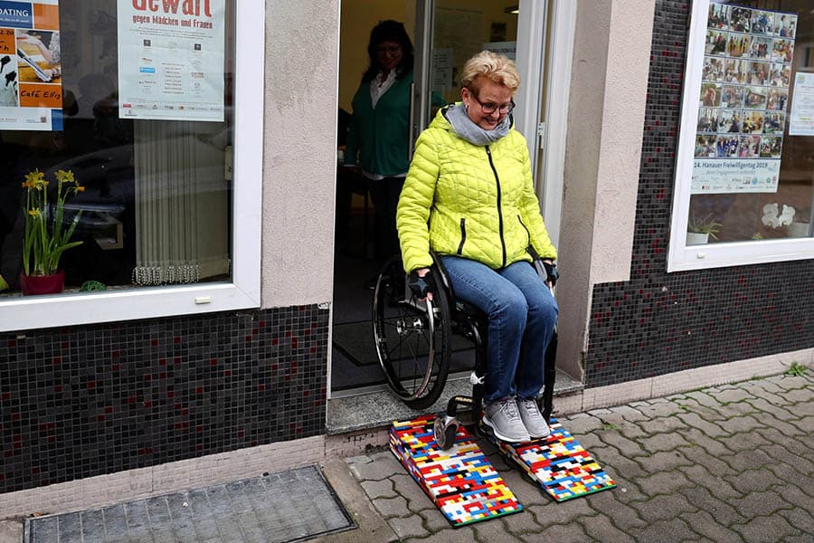 Wheelchair Ramp Lego 2