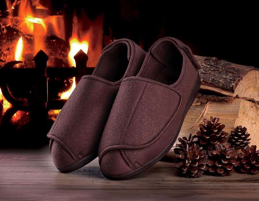 Walter Mens Extra Wide Slippers from Sandpiper image